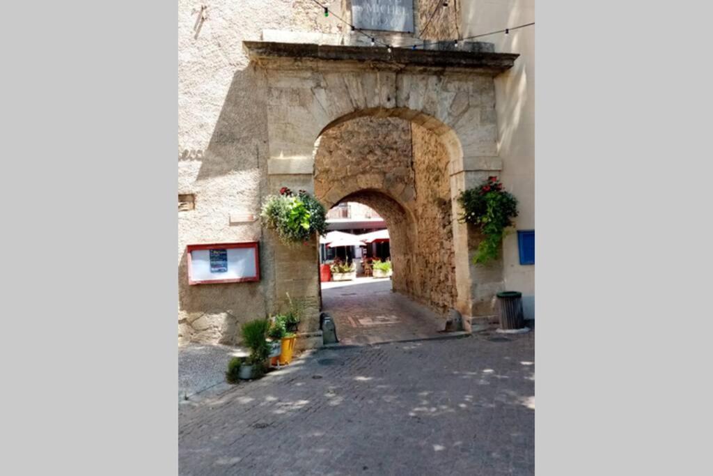 Character Filled House Overlooking The River Cesse Bize-Minervois Екстер'єр фото